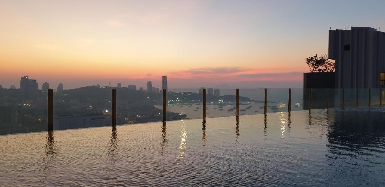 The Base 2bed King&queen Sky Seaview & Infinity Pool Pattaya