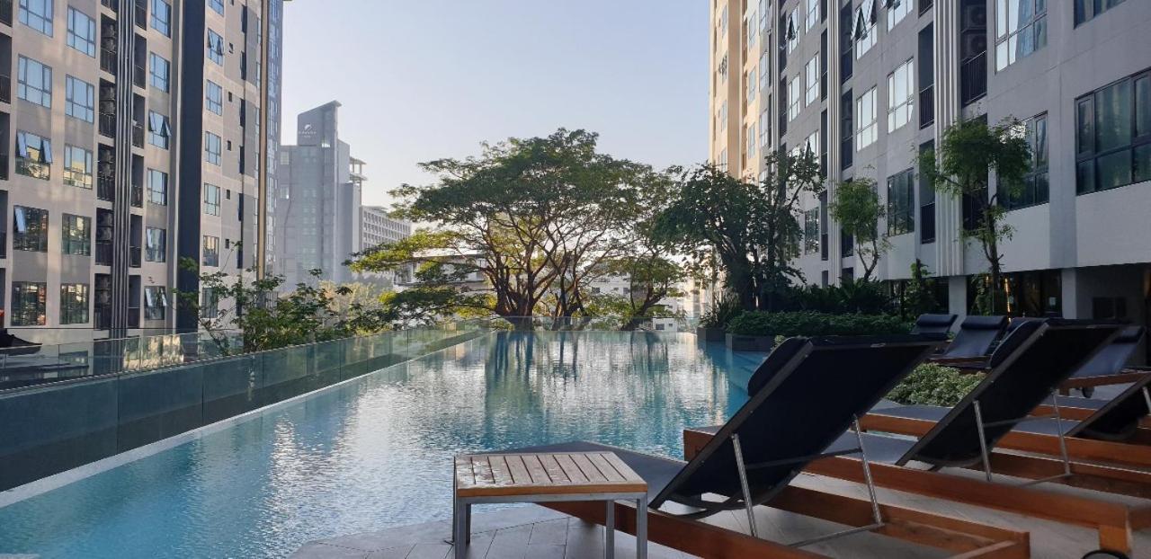 Apartment The Base 2bed King&queen Sky Seaview & Infinity Pool